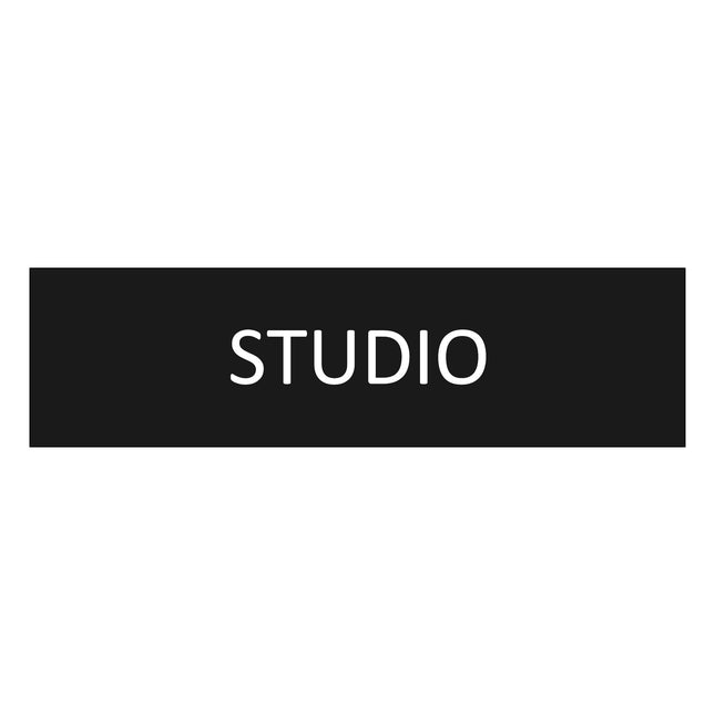 Studio black door sign 165x45mm - 1 pc