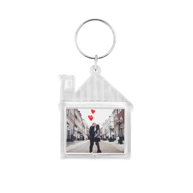 House-shaped photo keychain
