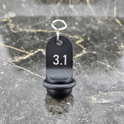 Mini Classic black hotel keychain engraved – 1 pc