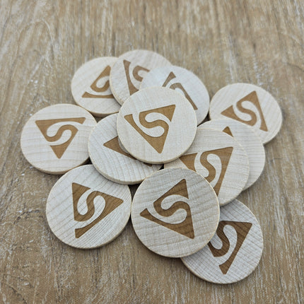 Custom embossed wooden tokens Ø50mm – 100 pcs