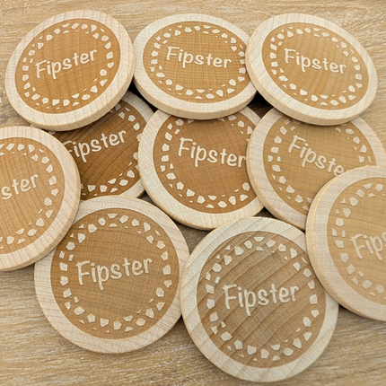 Custom embossed wooden tokens Ø50mm – 100 pcs