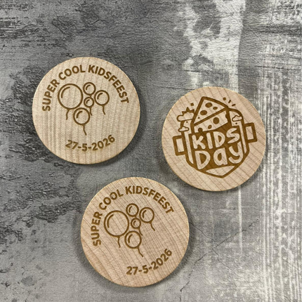 Custom embossed wooden tokens Ø50mm – 100 pcs