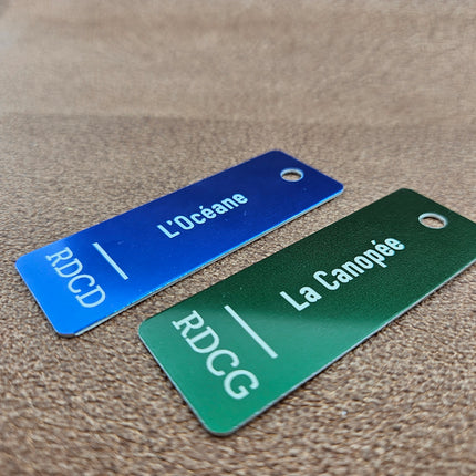 Aluminum key tag 25x70mm with text and number - 1 pc