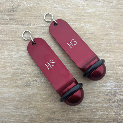 Big Classic red hotel keychain engraved – 1 pc