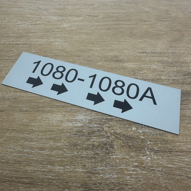 Custom design door sign 165x45mm - 1 pc