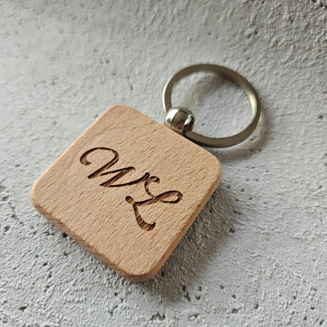Wooden keychain with custom initials 30 x 44 mm - 1 pc