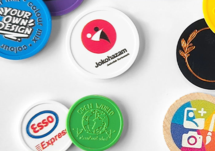 <h2>Drink tokens </h2><h2>with your custom design</h2>