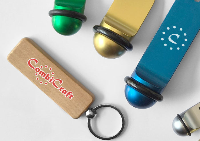 <h2>Hotel keychains</h2>